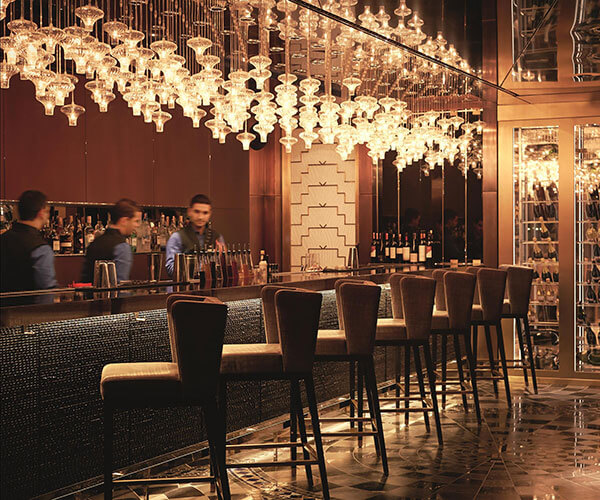 AHŞAP BAR SANDALYELERİ 